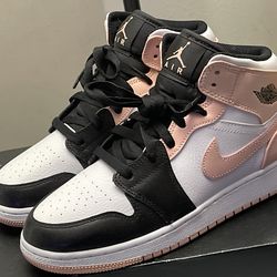 🔥 Brand New Youth Air Jordans  Size 6.5Y Only $60! 🔥