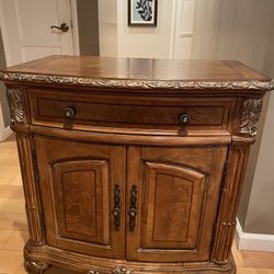 2 Night Stand