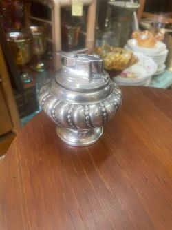 Vintage ronson tabletop lighter silver plate