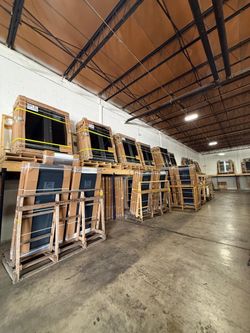 Impact Windows and Doors | Ventanas y Puertas de Impacto