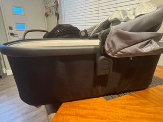 UPPA baby bassinet and Cruz Stroller