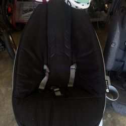 4Moms Mamaroo Multi-Motion Baby Swing