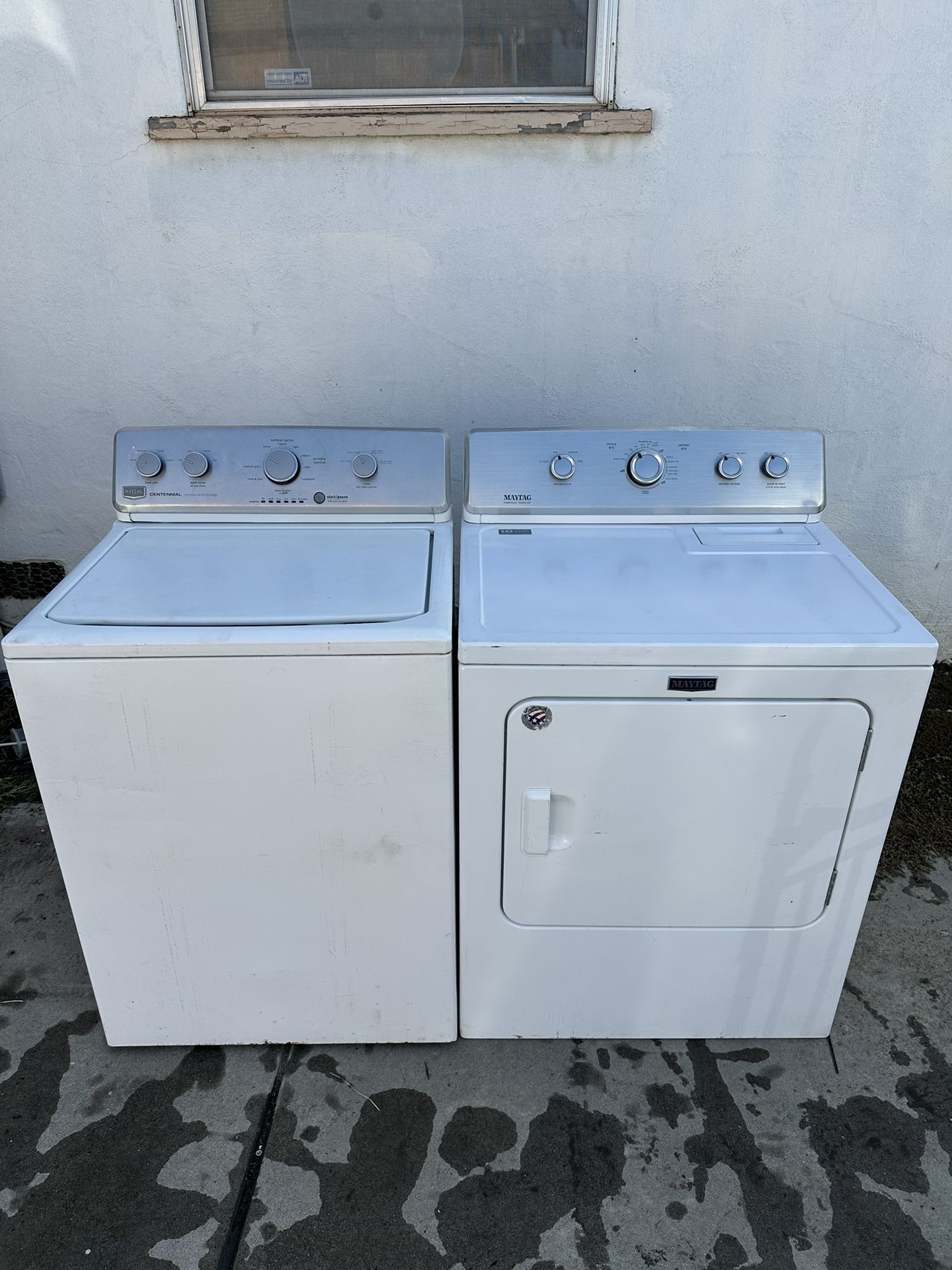 Maytag Washer And Dryer Set.