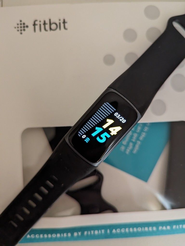 Fitbit Charge 5