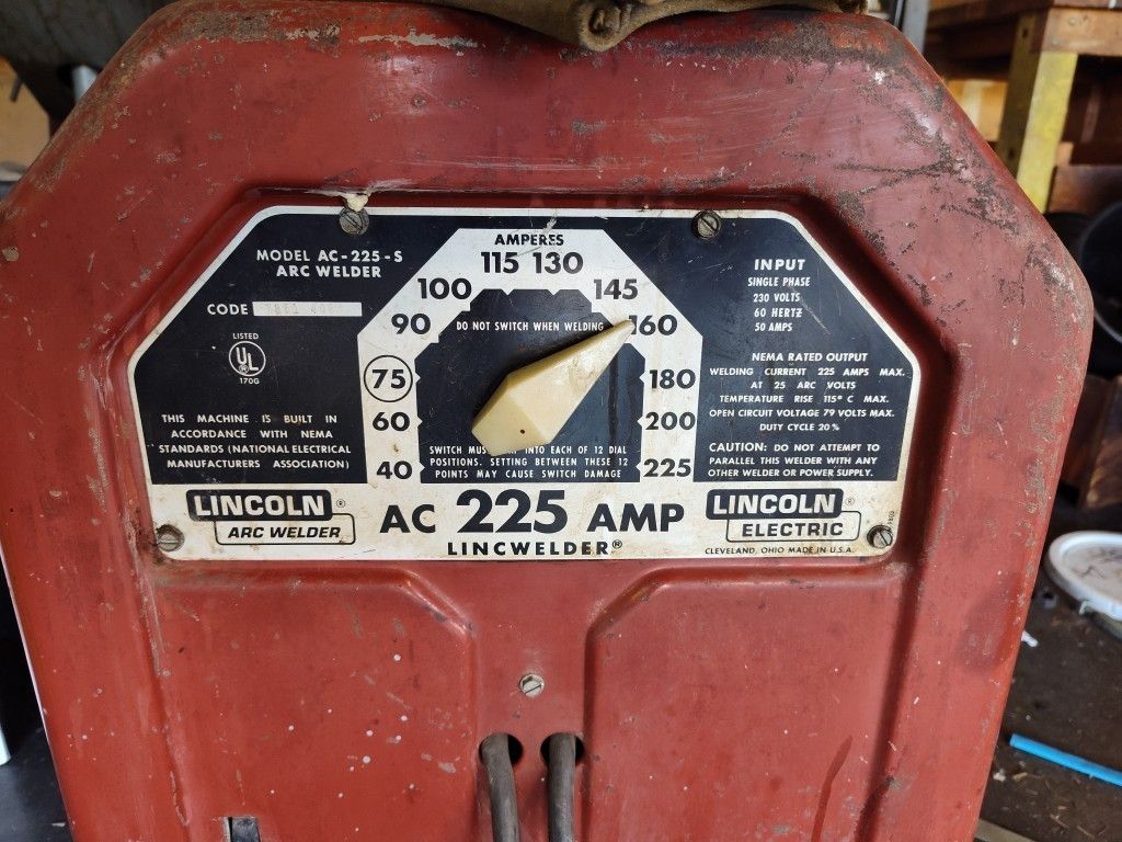 Lincoln Arc Welder "AC - 225 Amp"