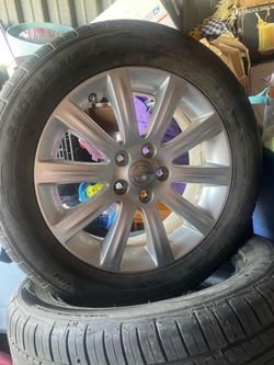 Chrysler Set Of Stock Rims And Tires 225 55 R17