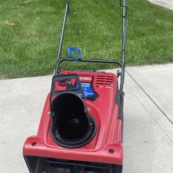 TORO POWER CLEAR 721-E Snow Blower 