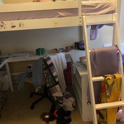 Full Loft Bed W/desk