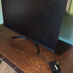 32” Dell Monitor 
