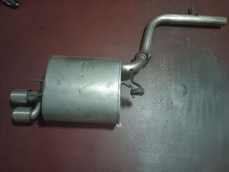 2023 Camry SE Muffler