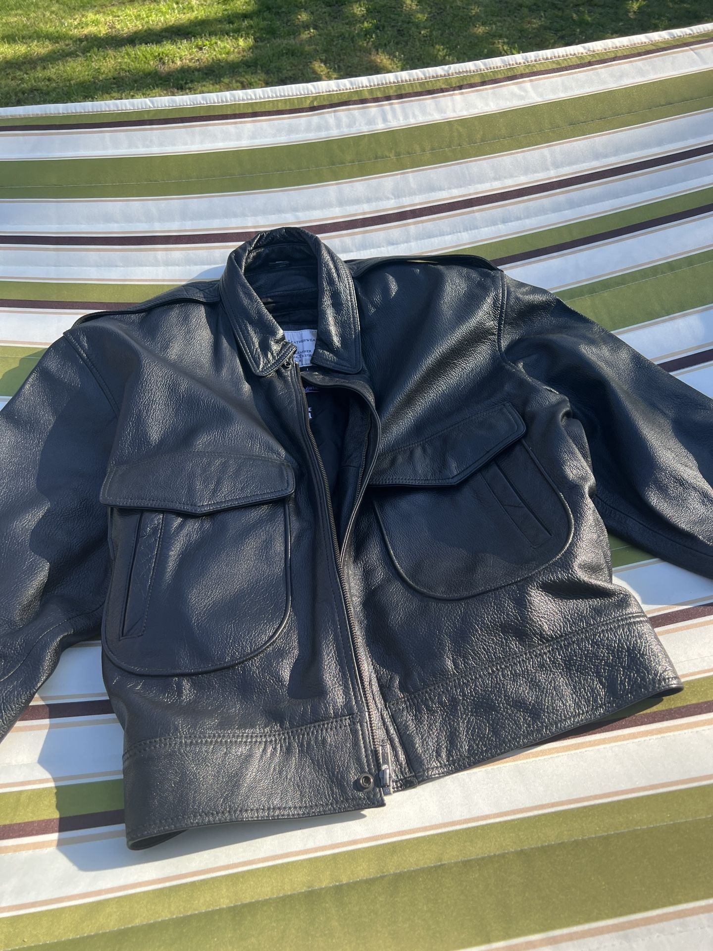 TAYLOR'S LEATHERWEAR Men’s Jacket Size Large