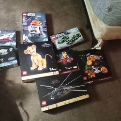7 Asssorted Brand Legos Fortnight 