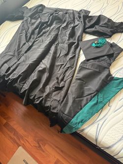 University of St. Augustine for Health sciences cap and gown