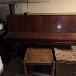 Samick piano