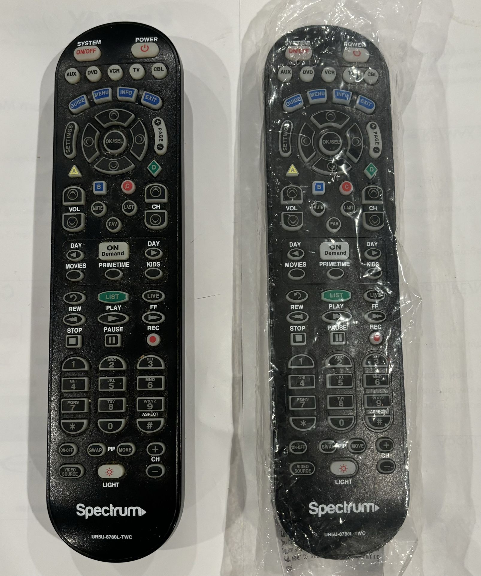 4 SPECTRUM TV CABLE REMOTE CONTROLS