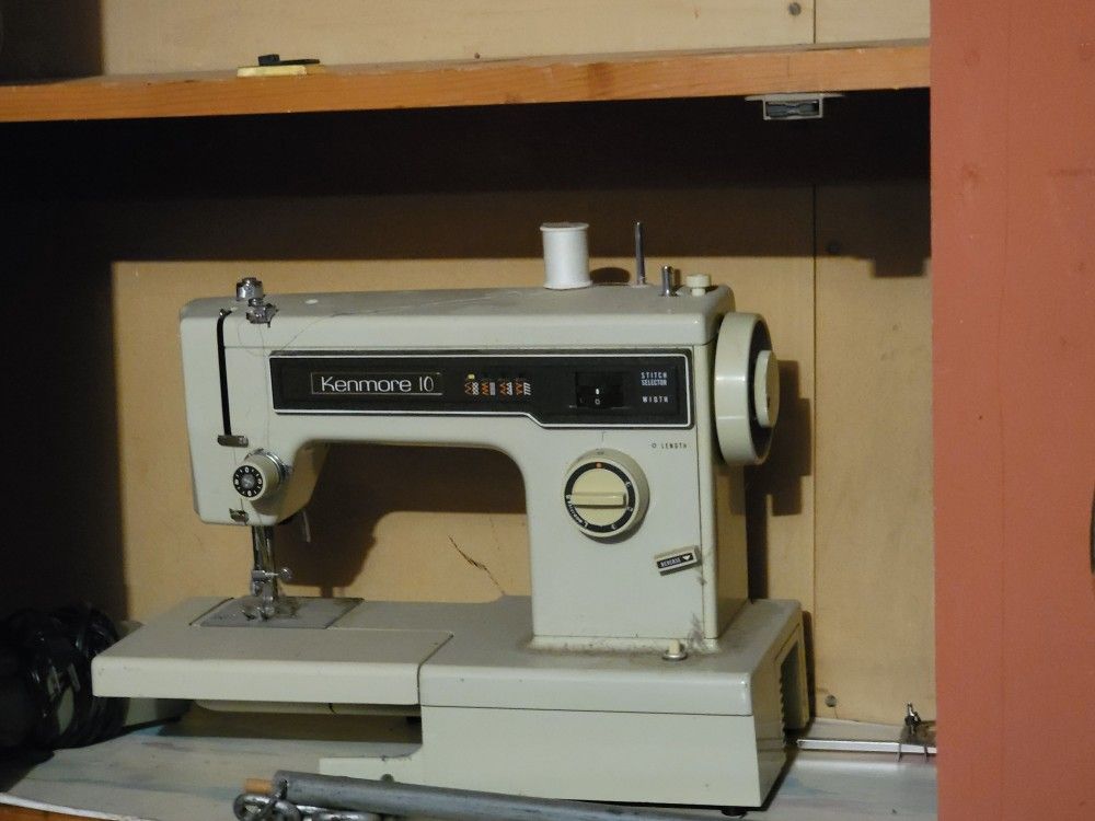 Sewing Machine for Sale in Renton, WA OfferUp