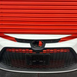 2020-2022 Toyota Corolla Front Bumper Complete Oem