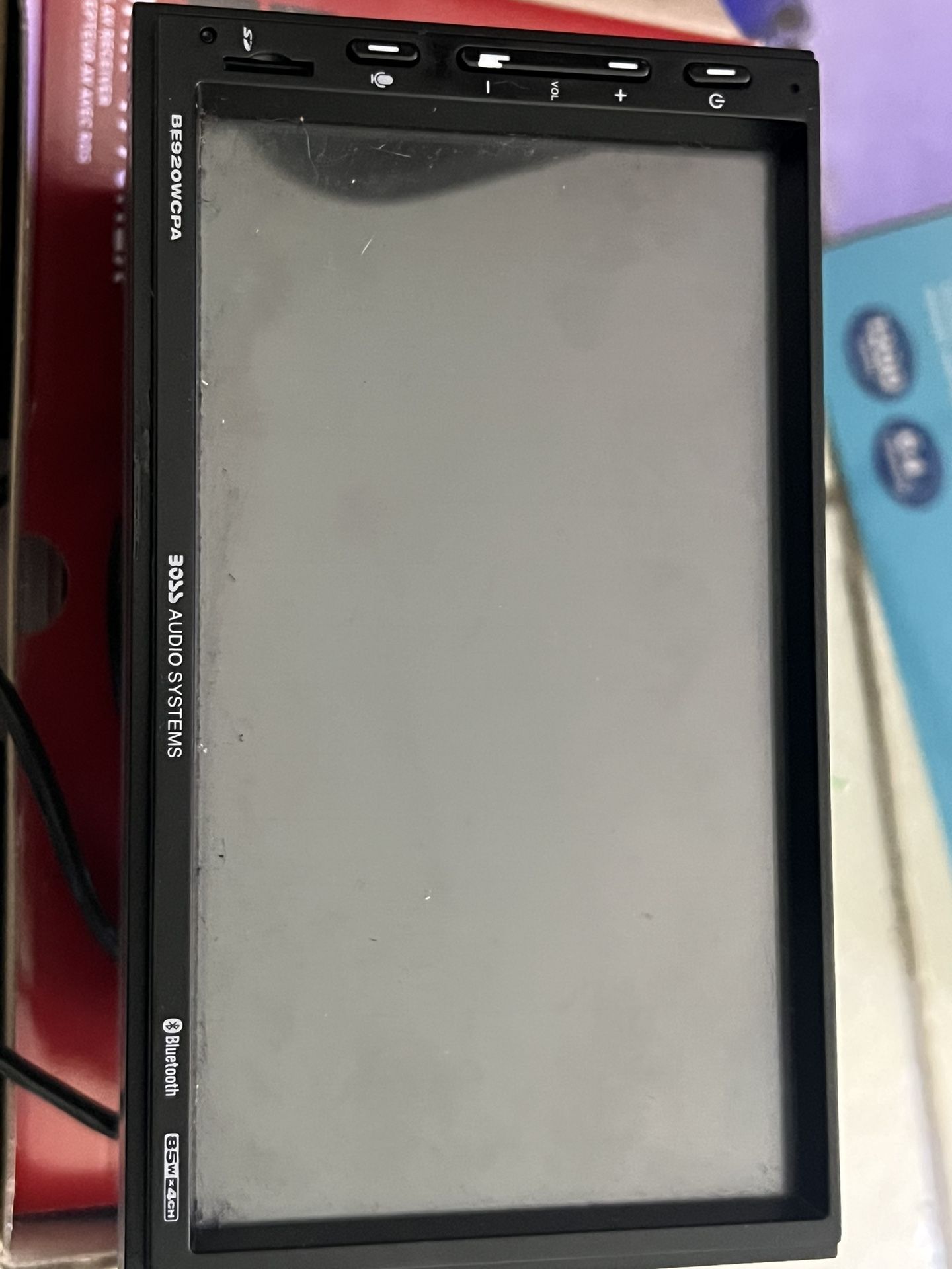Boss Stereo Wireless CarPlay 7 Inch Asking $100 Obo