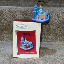 Hallmark "CHRISTMASTIME IN THE CITY" Ornament | Christmas 2003