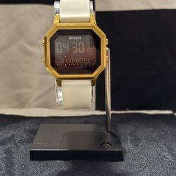 Nixon Siren “Tropical Gangster”