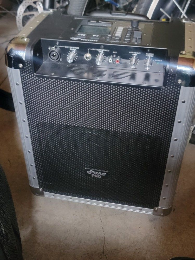 Pyle Pro Portable PA/DJ/Karaoke Sound System
