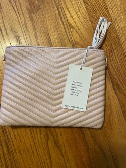 New LYPULY Pink Diamond Pattern V-Strip Handbag/Satchel (with tag dust cover) Brand/Model: LYPULY (A991533) Color: Soft Pink Material: Artificial L
