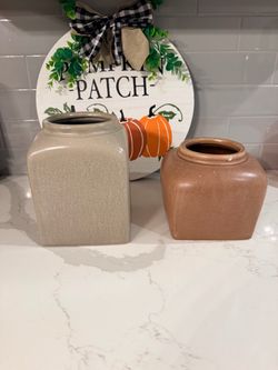 Set of 2 Ceramic Fall Vases Neutral Tones