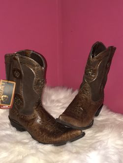 Ariat women boots
