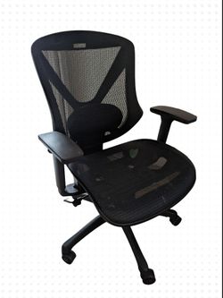 Staples Dexley Ergonomic Swivel Office Chair (Sherman Oaks)