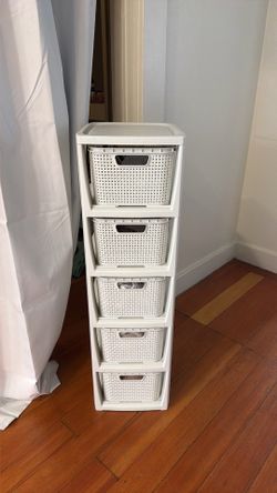 Small storage bins