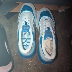 Hardly Worn New Balance Sneakers 