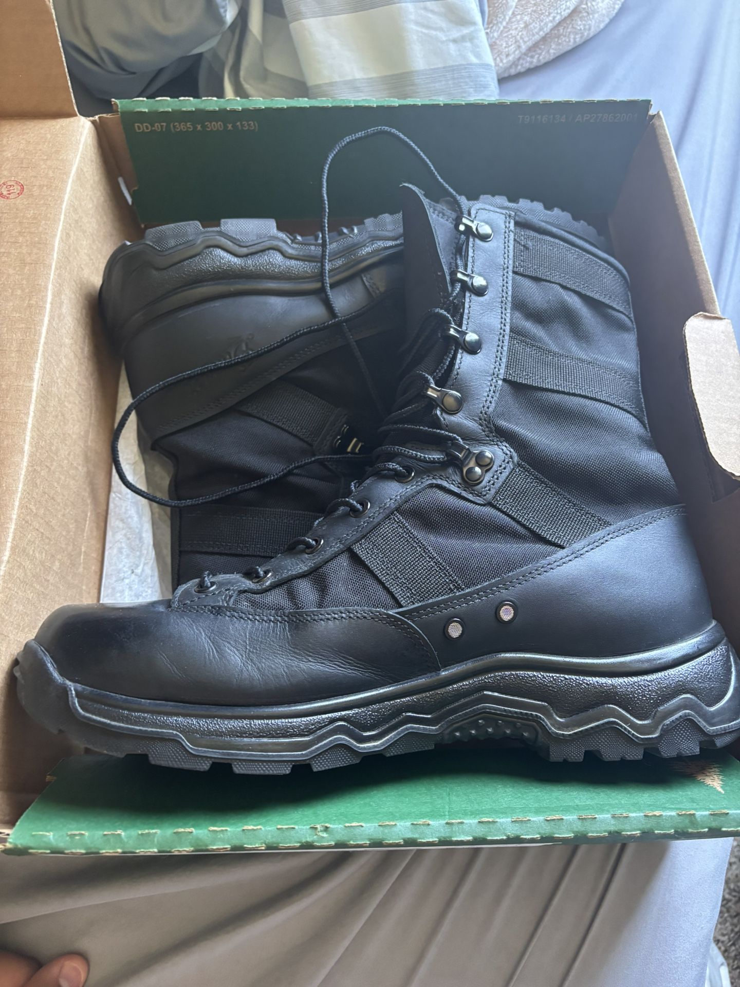 Danner Reckoning 8” Boots Police Size 13