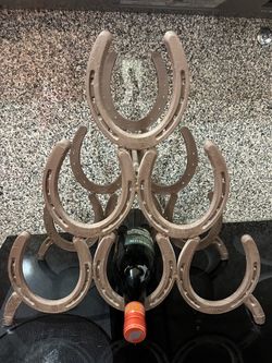 Horseshoe Wine Bottle Holder Rack
