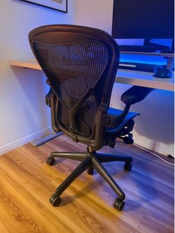 Herman Miller Aeron Size B with Posturefit