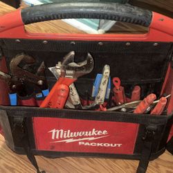 Milwaukee Pack out Tote With Tools 