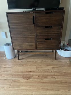 Cabinet W/ drawers