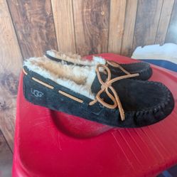 Ugg Moccasin Slippers 