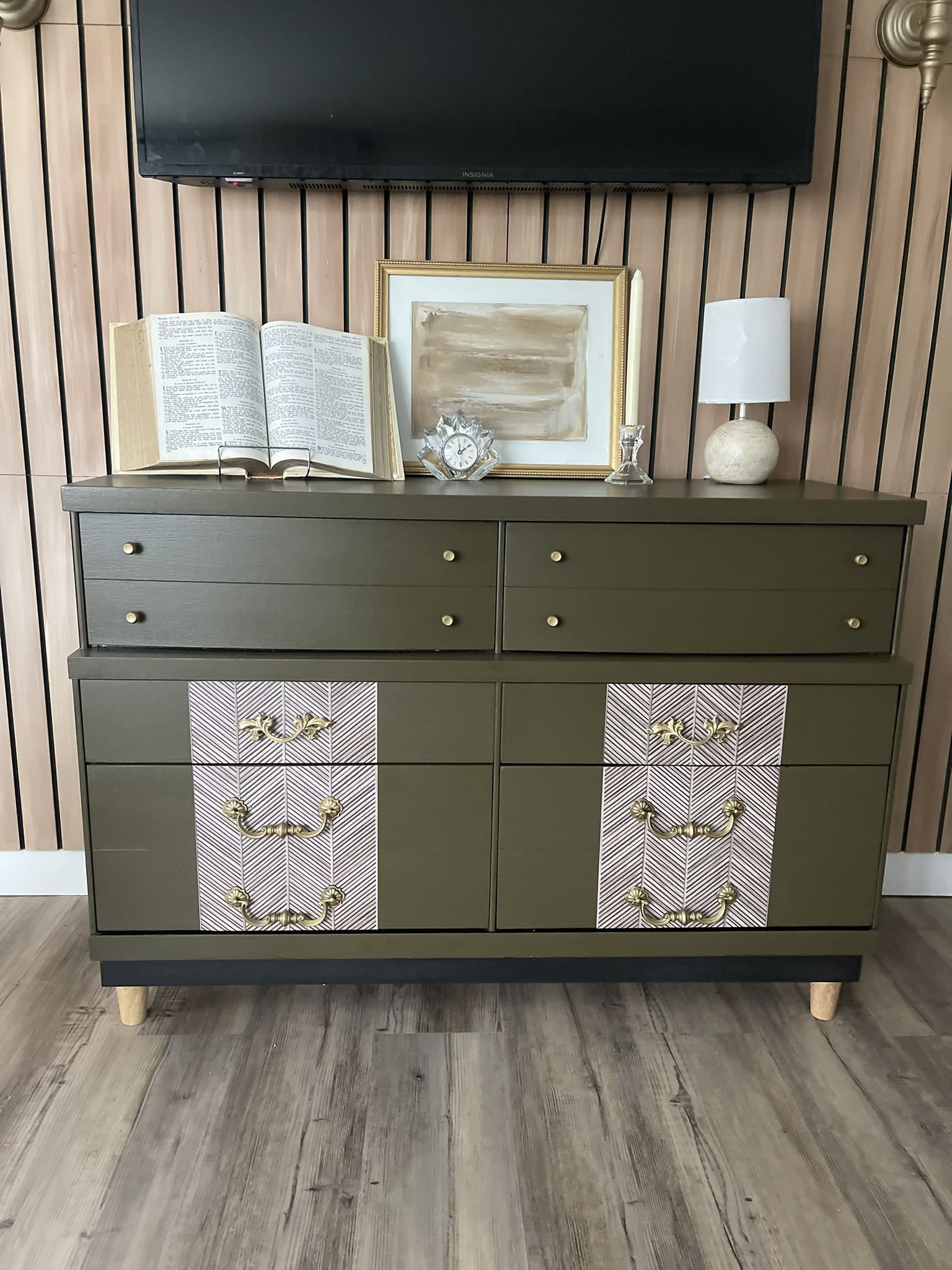 Custom Bassett Ind. Dresser