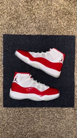 Jordan Cherry 11 2022 Size 9.5