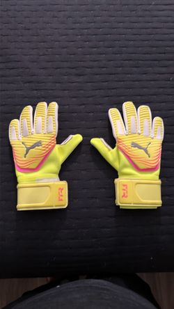 Goalkeeper Gloves