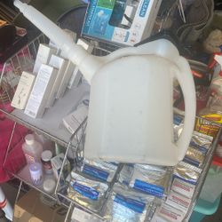 4 New 6 Liter Fluid Pouring Containers
