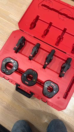 Milwaukee 49-16-2697 M18 Black Iron Press 1/2”-2”kit