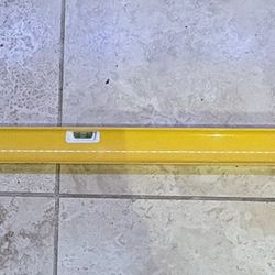Stabila 41072 Type R300 — 72″ R-Beam Level (Lightly Used)