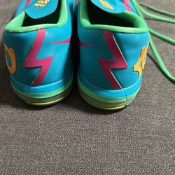 KD  Nike’s Size 7Y