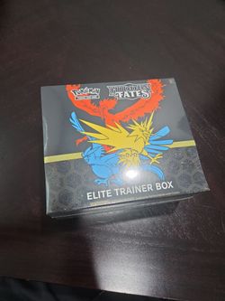 Pokemon Hidden Fates ETB