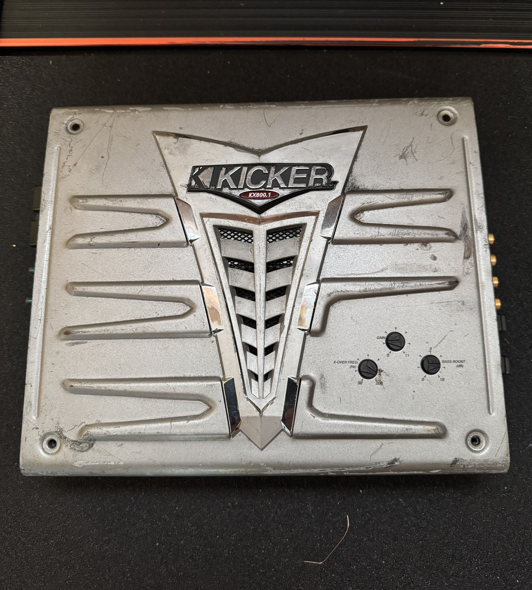 Kicker KX600.1 - Car - Amplifier - 1- Channel - 690 Watts x 1