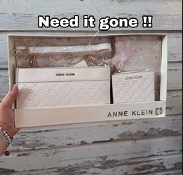Ann Klein Set New With tags