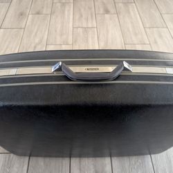 Vintage Navy Blue Samsonite Suitcase 