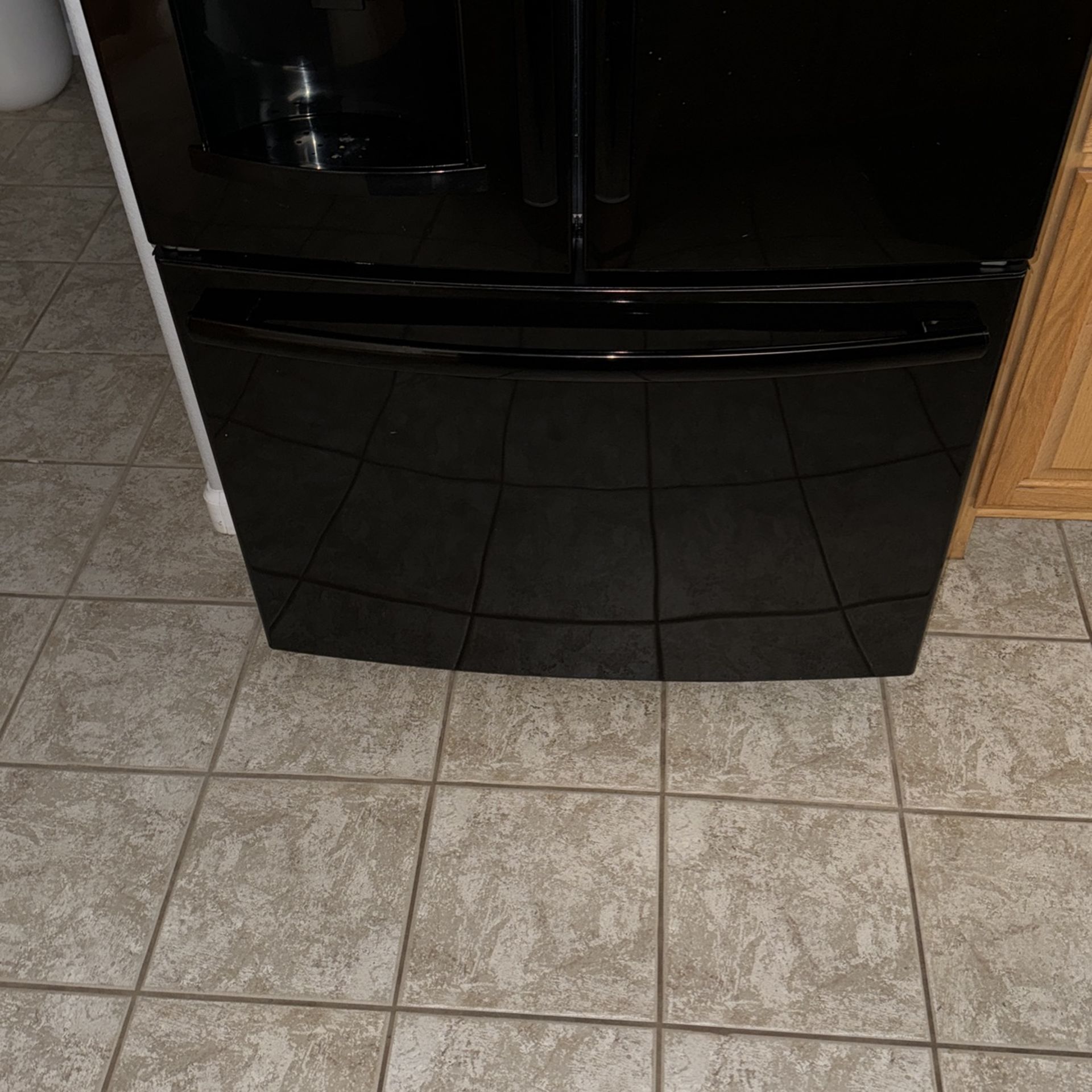 GE French Door Fridge