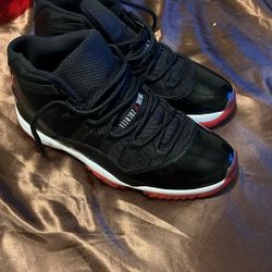 Air Jordan 11 Bred